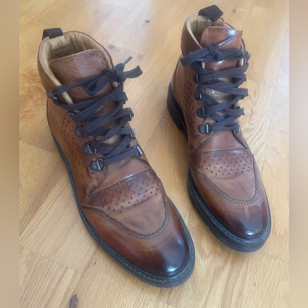 Brown leather Melvin and Hamilton hiking style lace up boots, size 9us women.